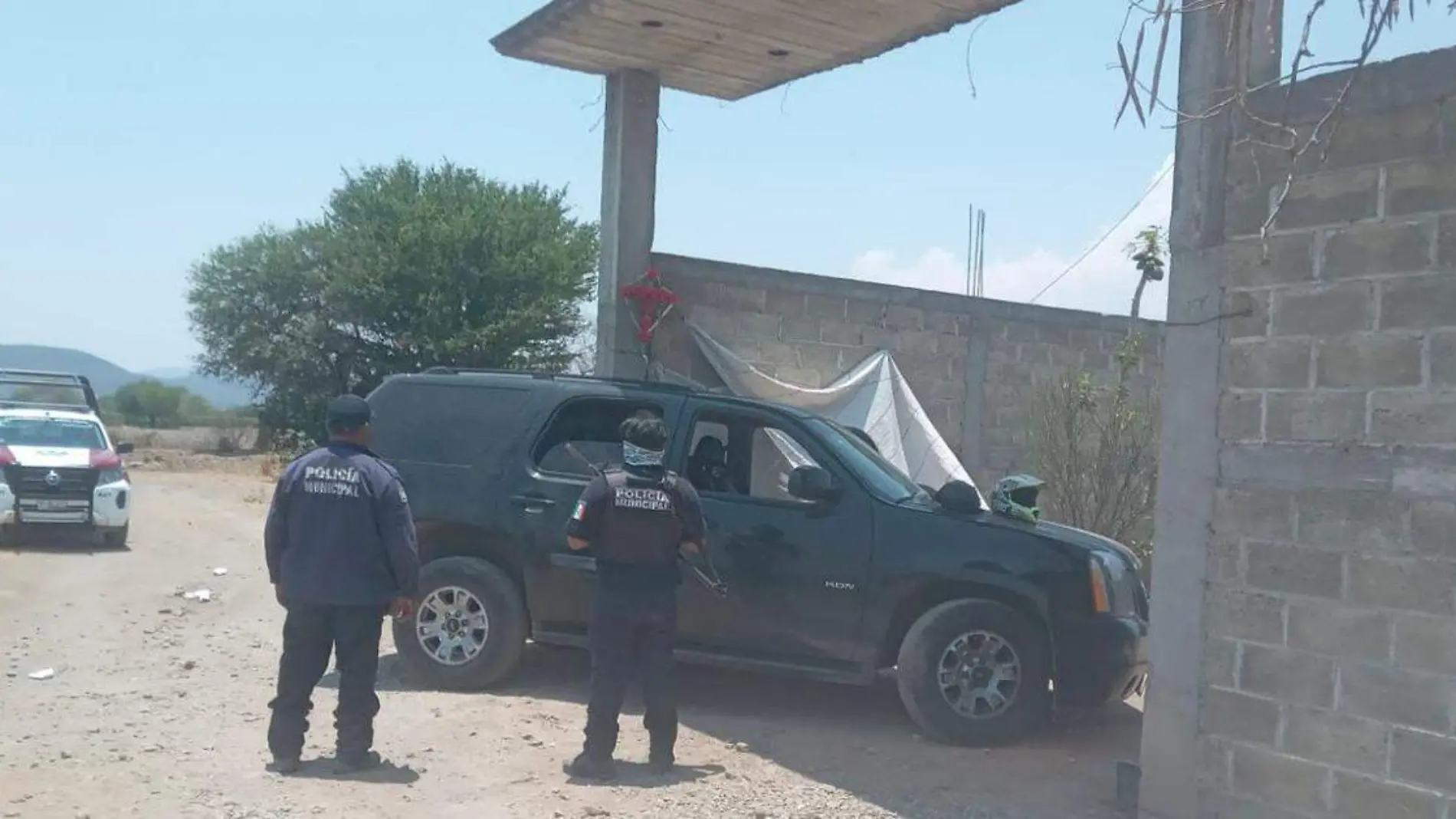 Un enfrentamiento armado entre un grupo de hombres y elementos de seguridad pública municipal se registró en la comunidad de Tepapayeca